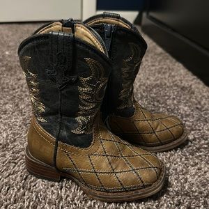 Size 6 toddler Roper Boots